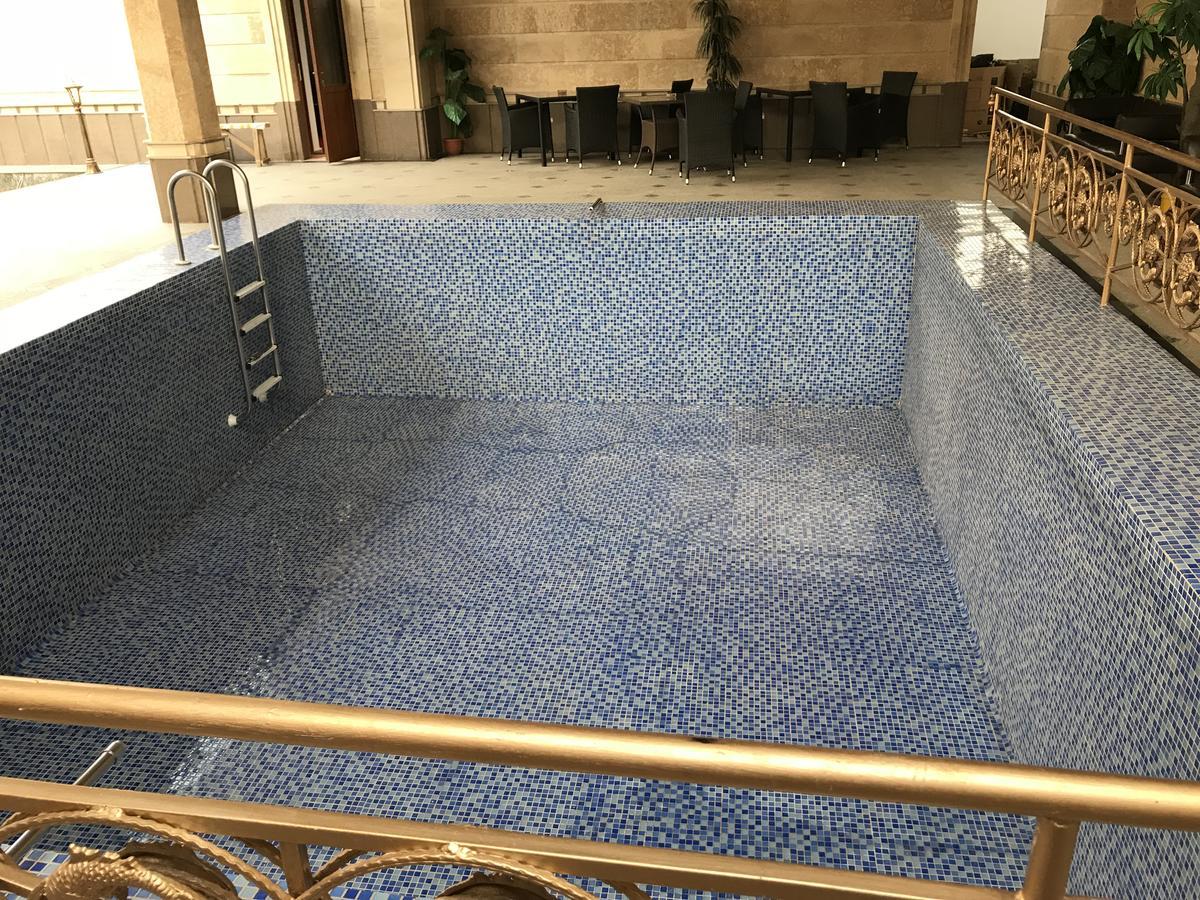 Saltanat Hotel Taldykorgan Buitenkant foto
